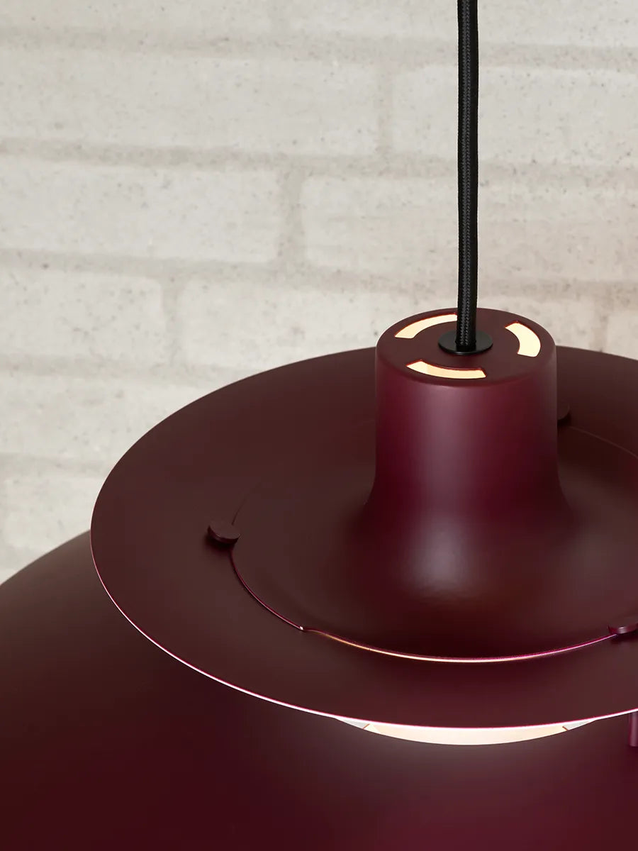 PH 5 Pendant, Monochrome Burgundy af Poul Henningsen